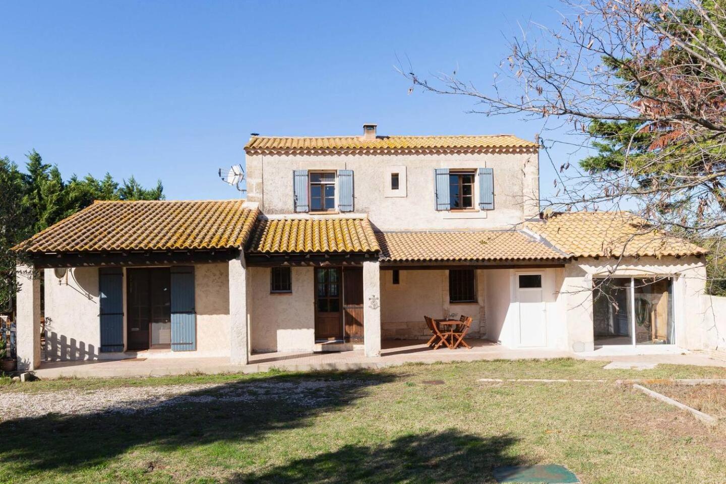 Mas Provencal De 120M2 En Camargue, Avec Piscine Et Parking Inclus, Ideal Pour Des Vacances Arles Eksteriør billede