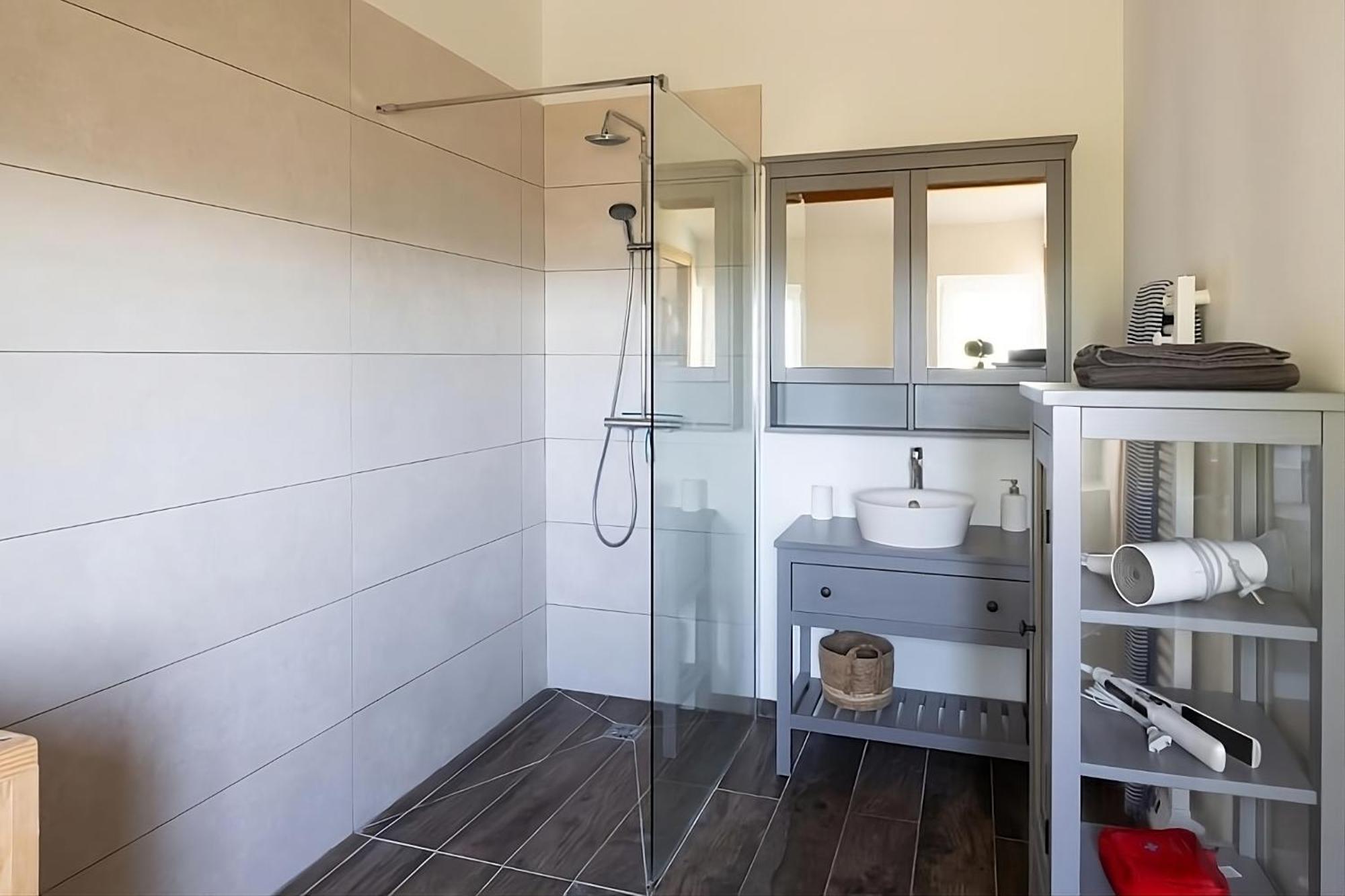 Mas Provencal De 120M2 En Camargue, Avec Piscine Et Parking Inclus, Ideal Pour Des Vacances Arles Eksteriør billede
