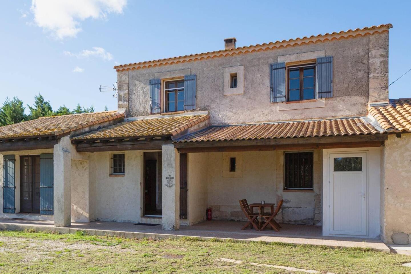 Mas Provencal De 120M2 En Camargue, Avec Piscine Et Parking Inclus, Ideal Pour Des Vacances Arles Eksteriør billede